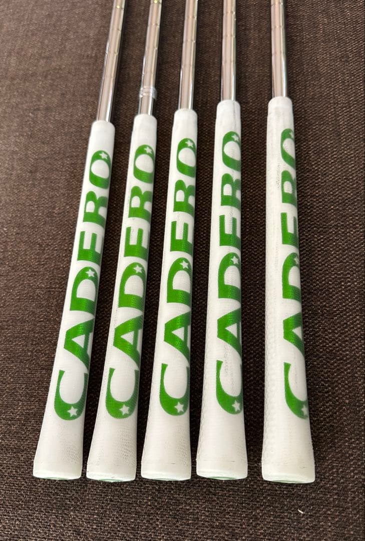 限界値下タイトリストT300☆2019年式☆5本セット☆CADERO☆