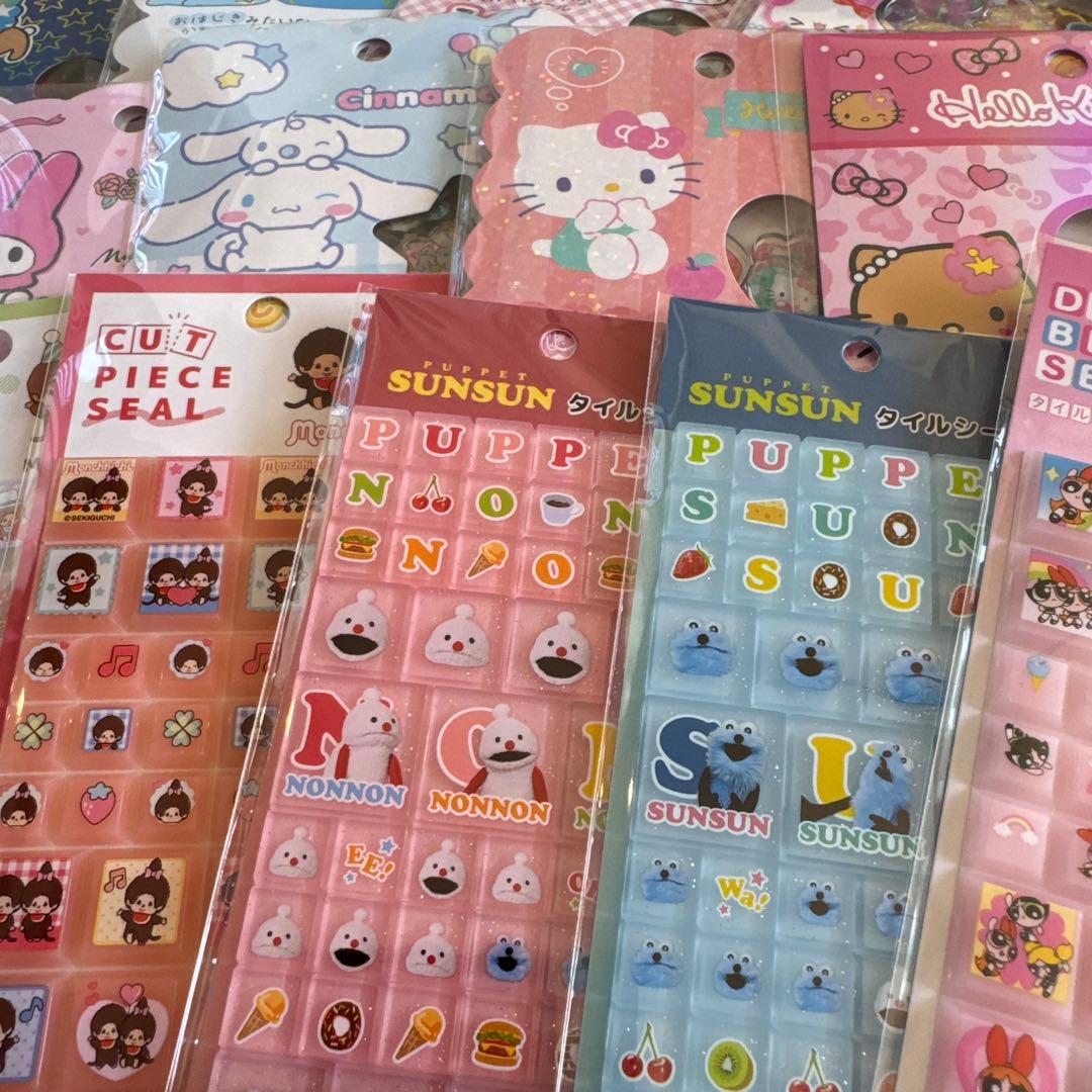 最終価格‼️おはじきシール　タイルシール　サンリオ　あわわちゃん　スンスン　32点