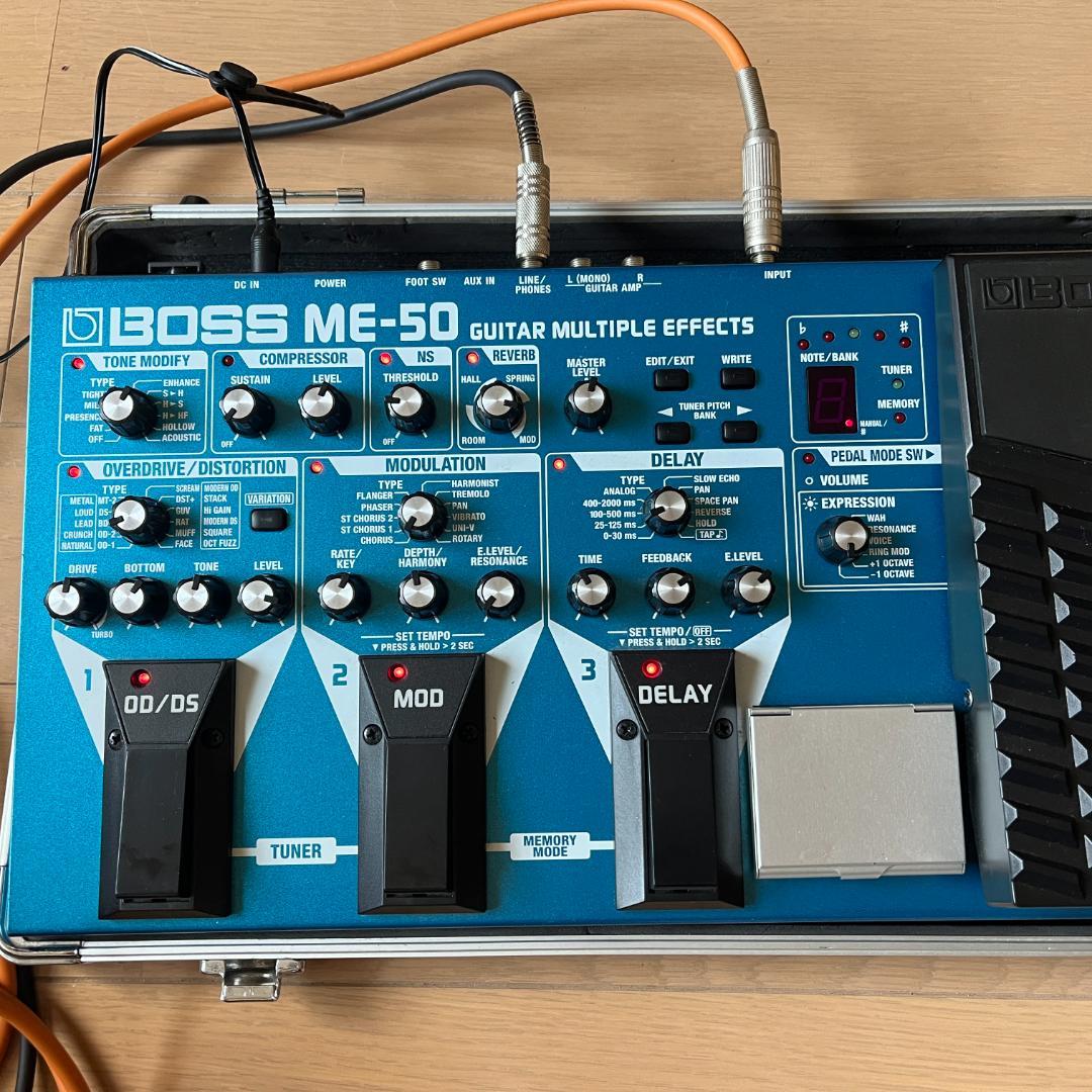 ギターマルチエフェクター BOSS ME-50 ハードケース等含む