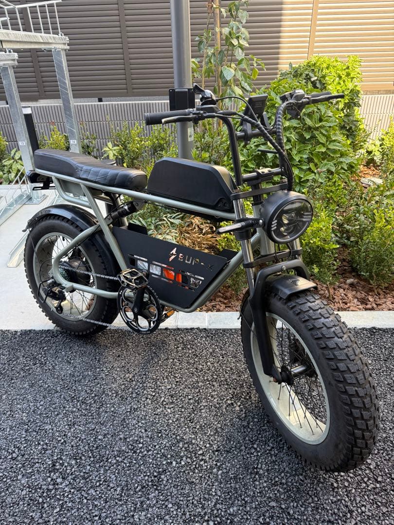 電動アシスト自転車　 super73