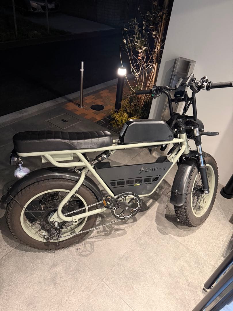 電動アシスト自転車　 super73