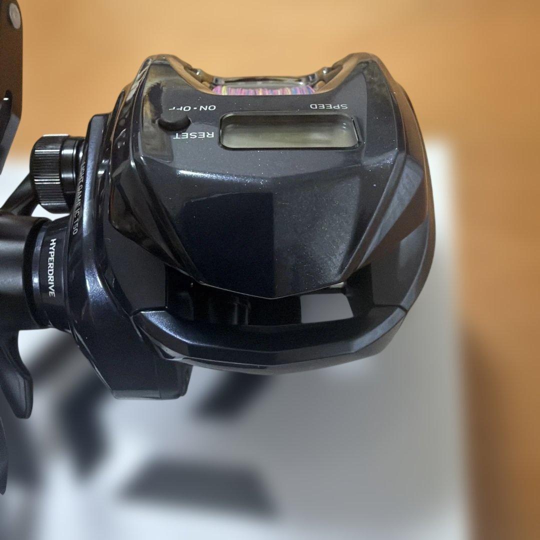 リール Daiwa LIGHT GAME IC 150-DH