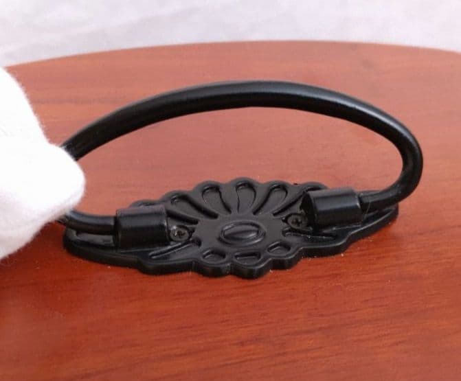 新品　有田焼　古伊万里　手提げ三段重箱　野点遊山箱　色変り中鉢　陶器小物入　箱入