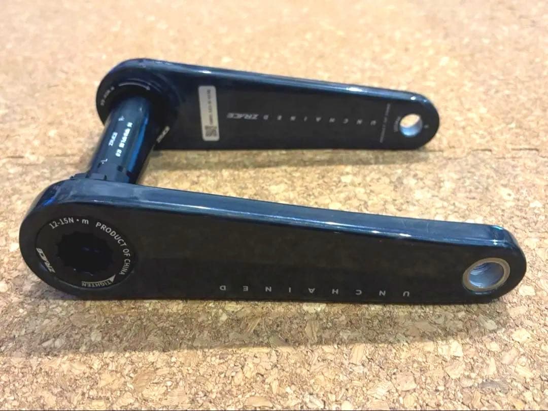 新品　カーボンクランク 165mm DUB