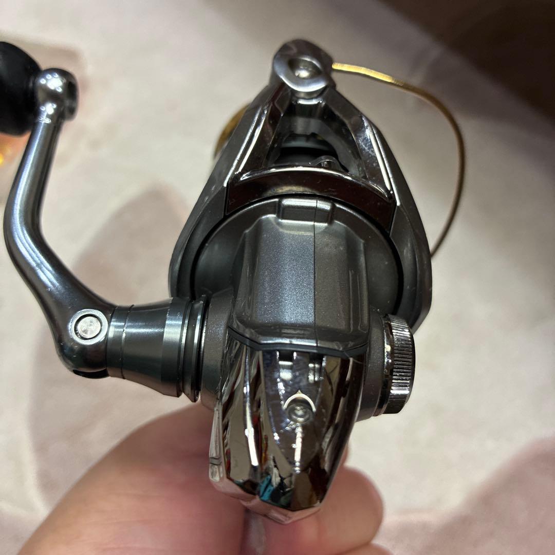 シマノ　15ツインパワー2500S 【訳あり商品】