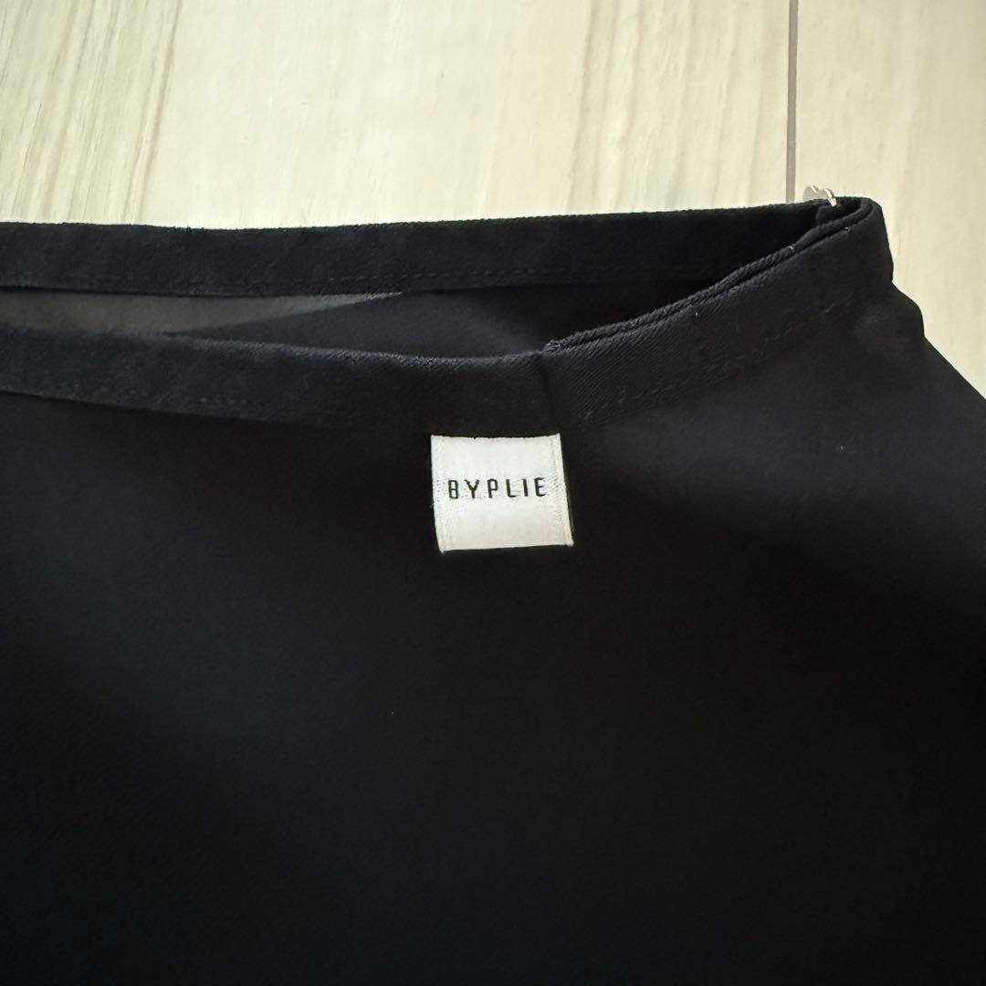 BYPLIE スカート