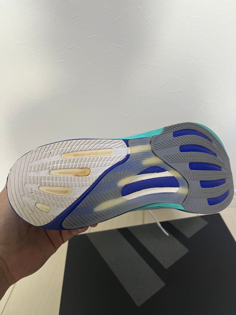 adidas スーパーノヴァ ライズ ランニングシューズ　26.5