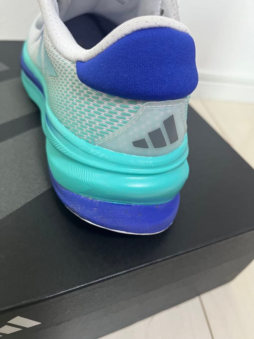 adidas スーパーノヴァ ライズ ランニングシューズ　26.5