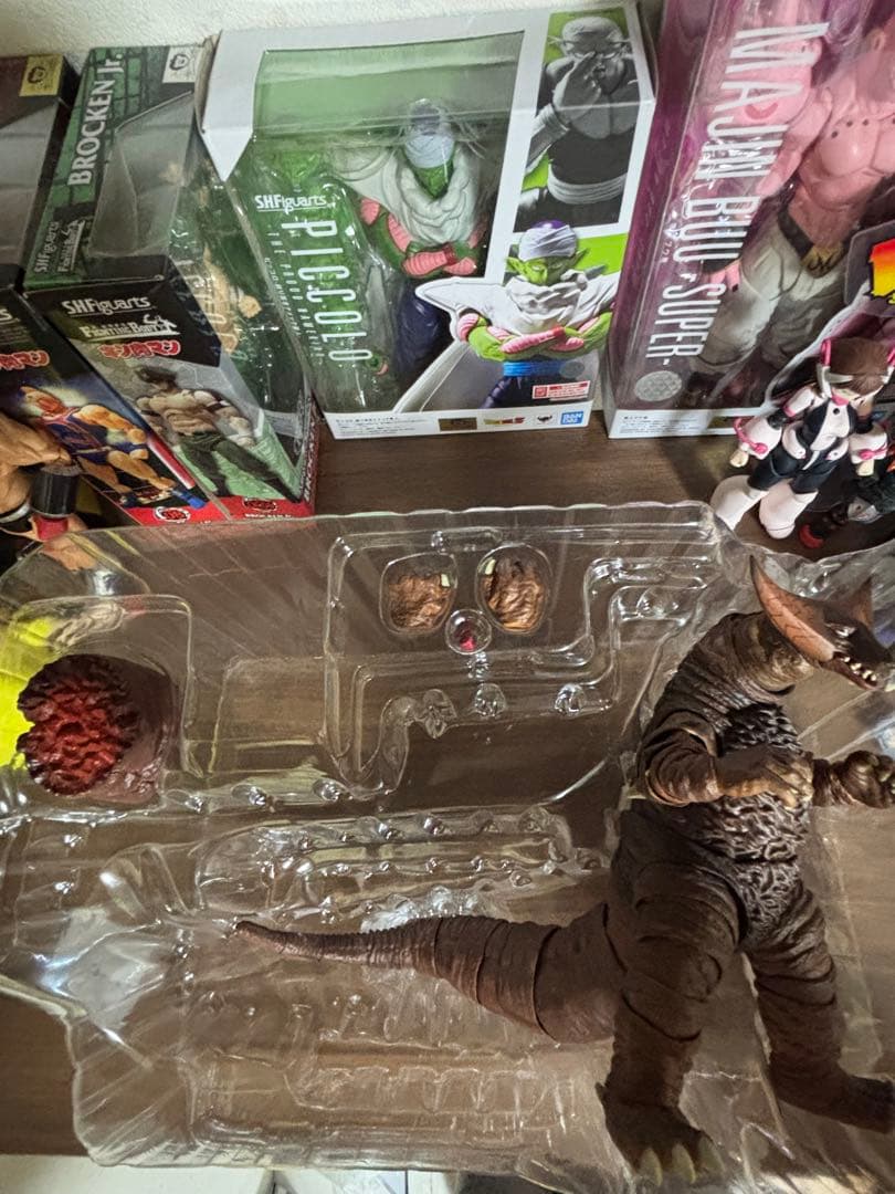 S.H.フィギュアーツ ゴモラ 可動フィギュア　再版版