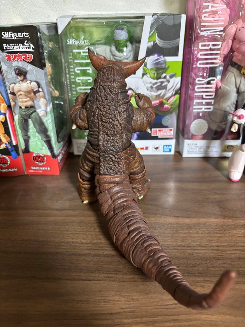 S.H.フィギュアーツ ゴモラ 可動フィギュア　再版版