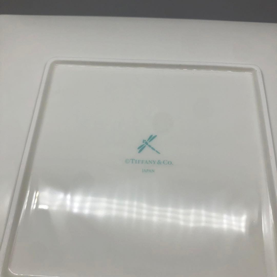 新品未使用箱入りティファニーブルーボックススクエアリボンプレート皿24cm