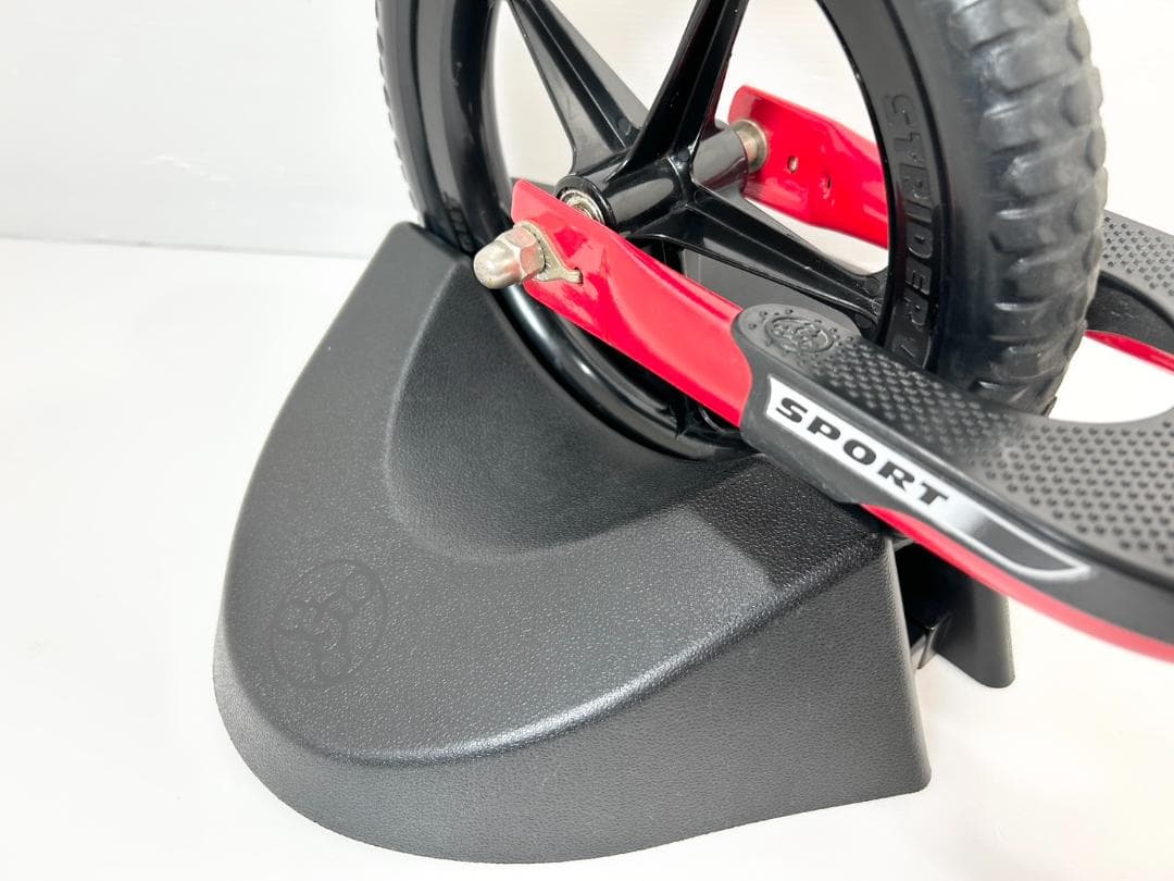 STRIDER　SPORTS 12　ストライダー　スポーツ　レッド