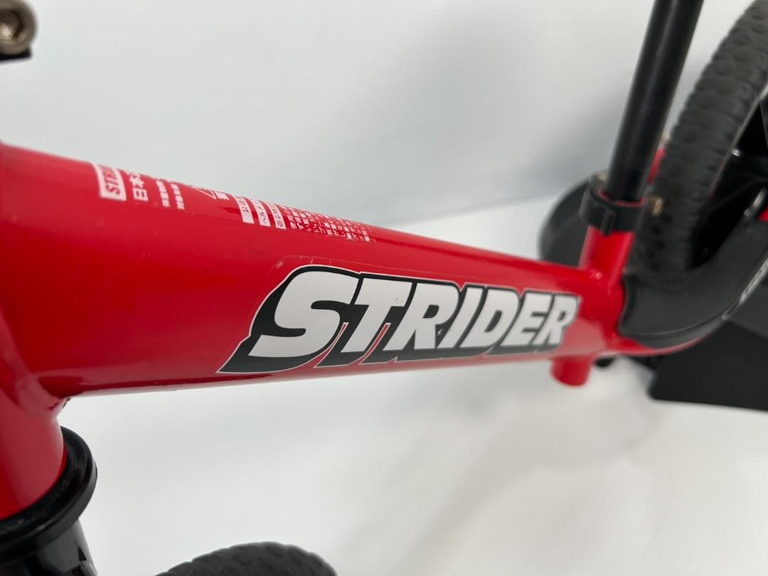 STRIDER　SPORTS 12　ストライダー　スポーツ　レッド