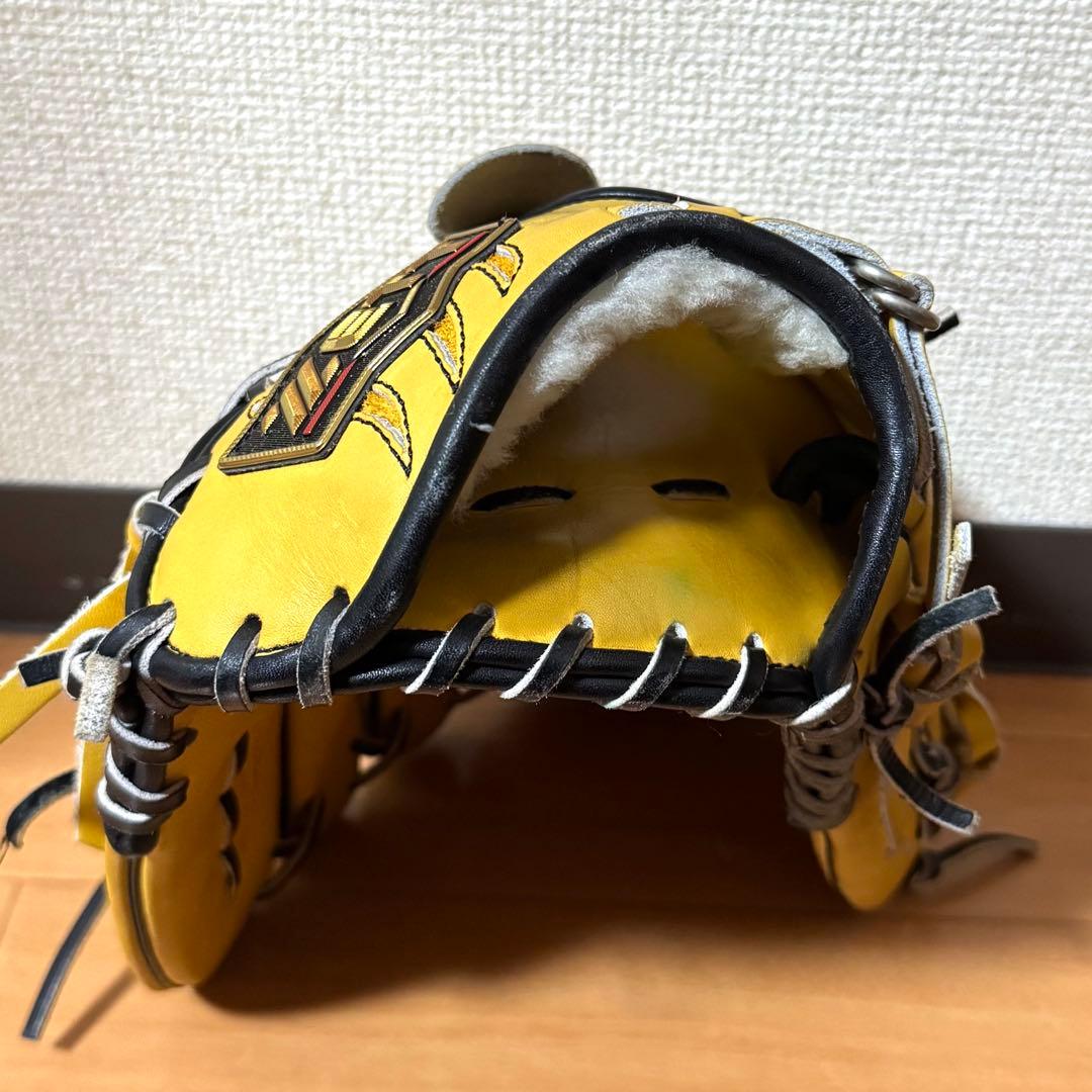 美品 ZETTプロステイタス 軟式用グローブ 藤浪晋太郎モデル イエロー