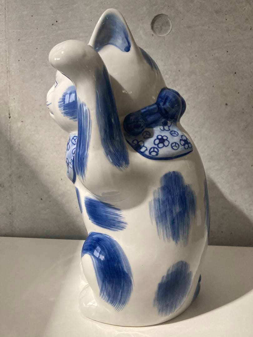 招き猫 陶器製 九谷焼　猫置物　青磁