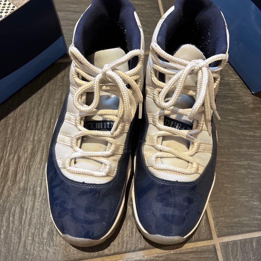 Air Jordan 11 ネイビー/ホワイト