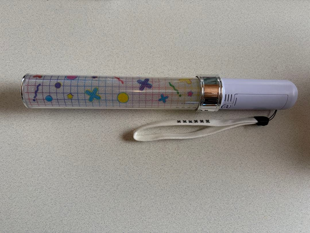 AMPTAK x COLORS ペンライト