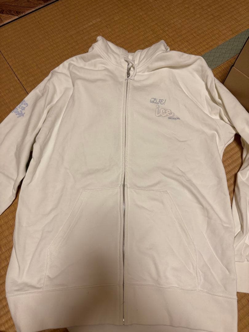 iLiFE! あいす TDC パーカー