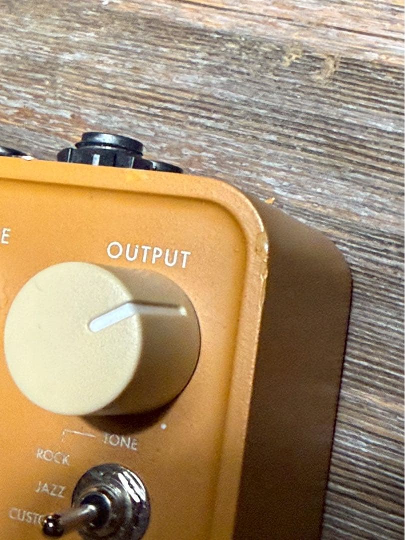 ユニバーサルオーディオ Enigmatic '82 Overdrive Amp
