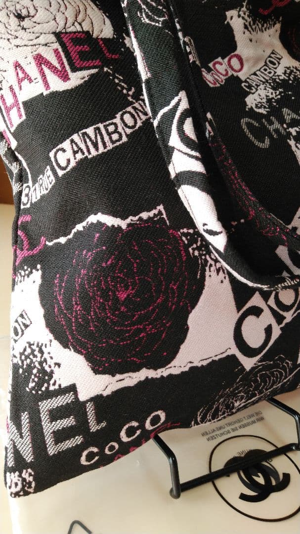 CHANELノベルティ♡グラフィティトートバック