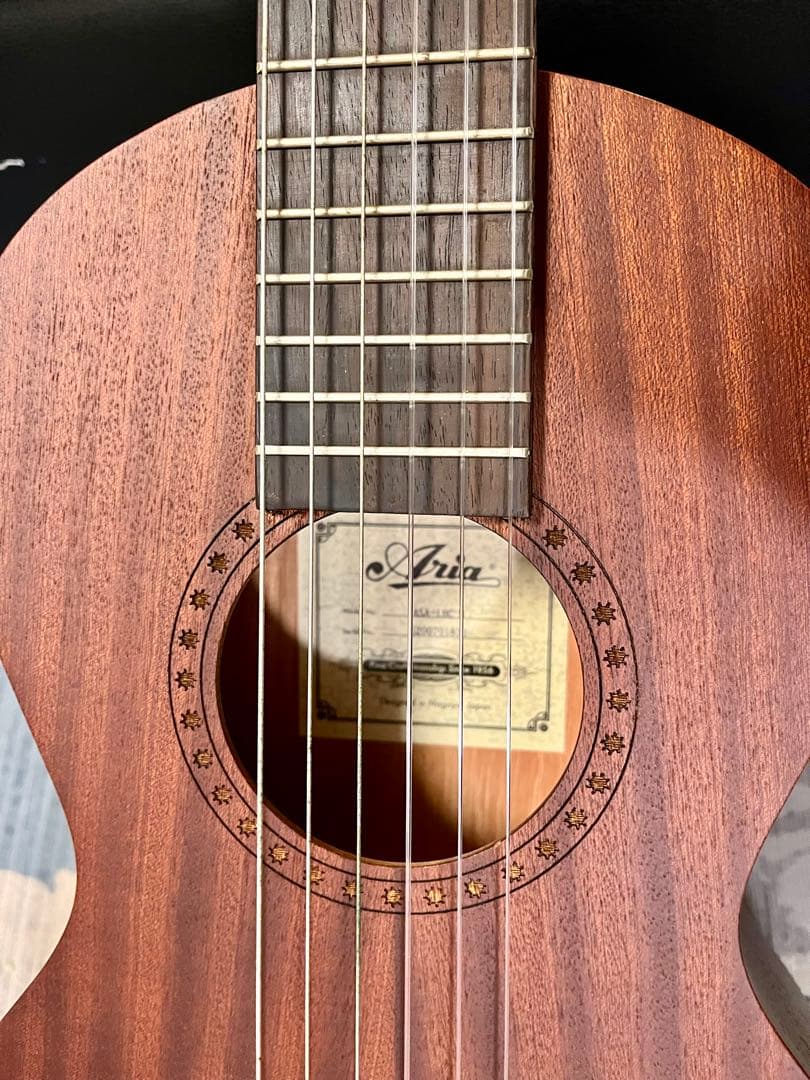 【美品】アリア　ミニギター ASA-18C N ソフトケース付