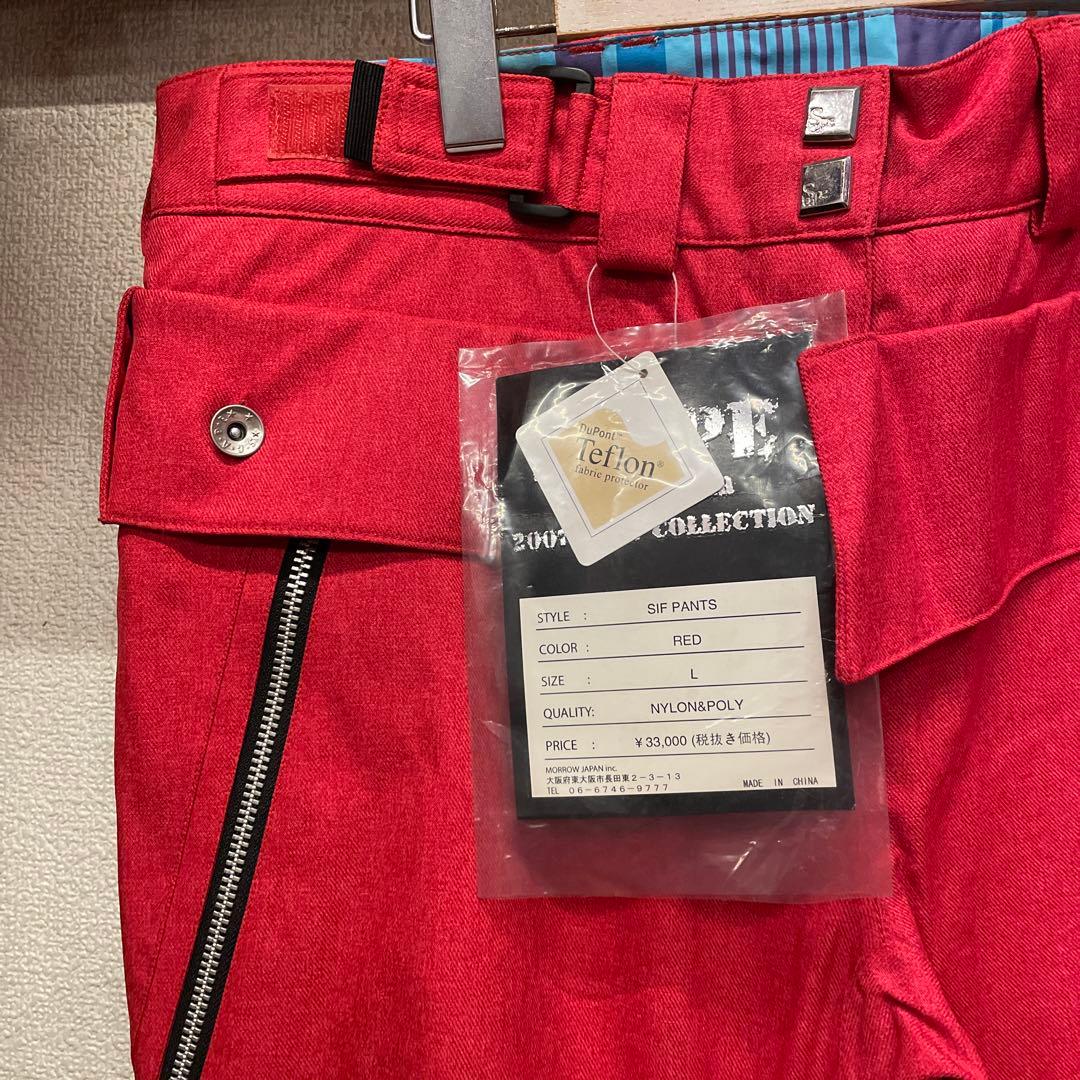 scape エスケープ　レディーススノーボードウェア　sifパンツ