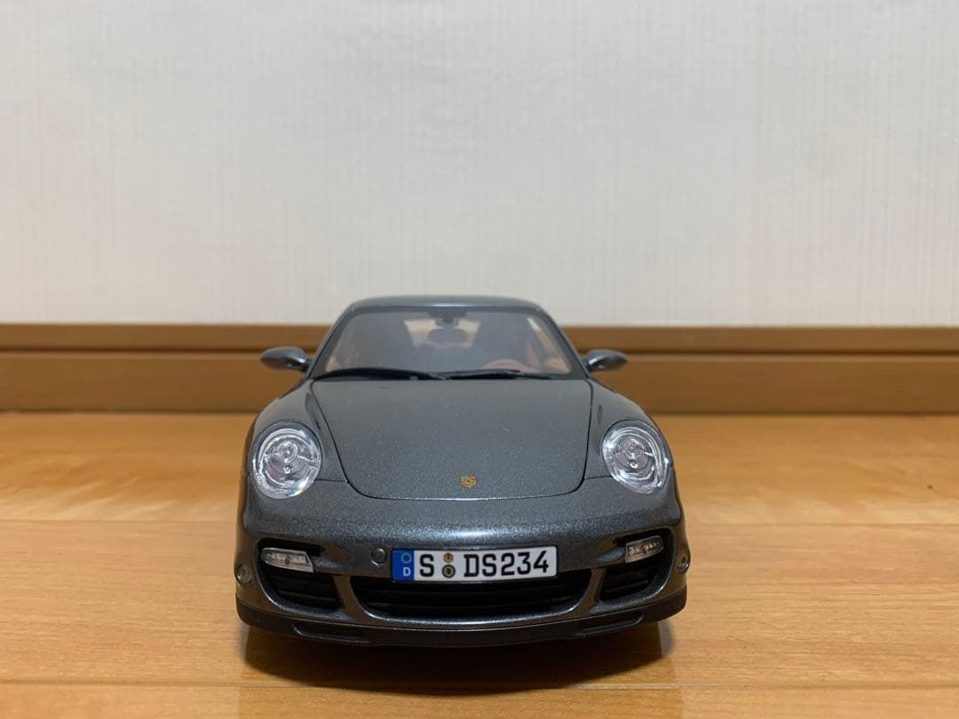 ポルシェ911ターボ ミニカー グレー