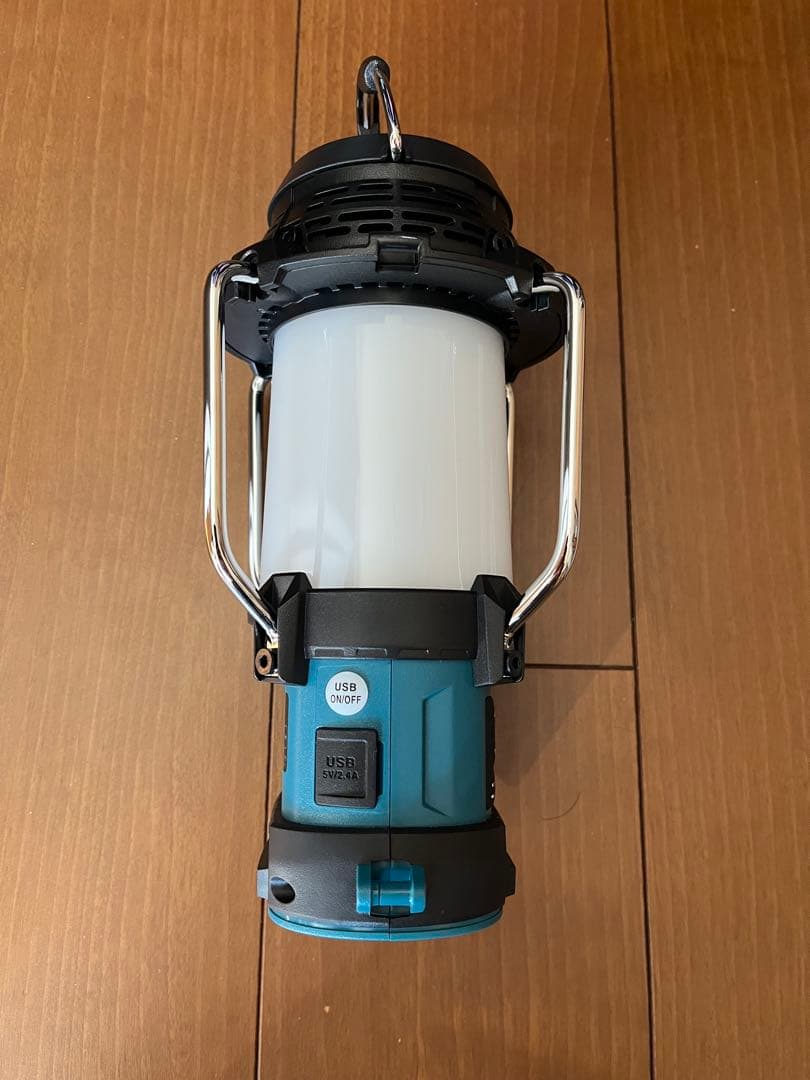 M*n様 美品　箱無しMakita マキタ MR054 充電式付ラジオランタン