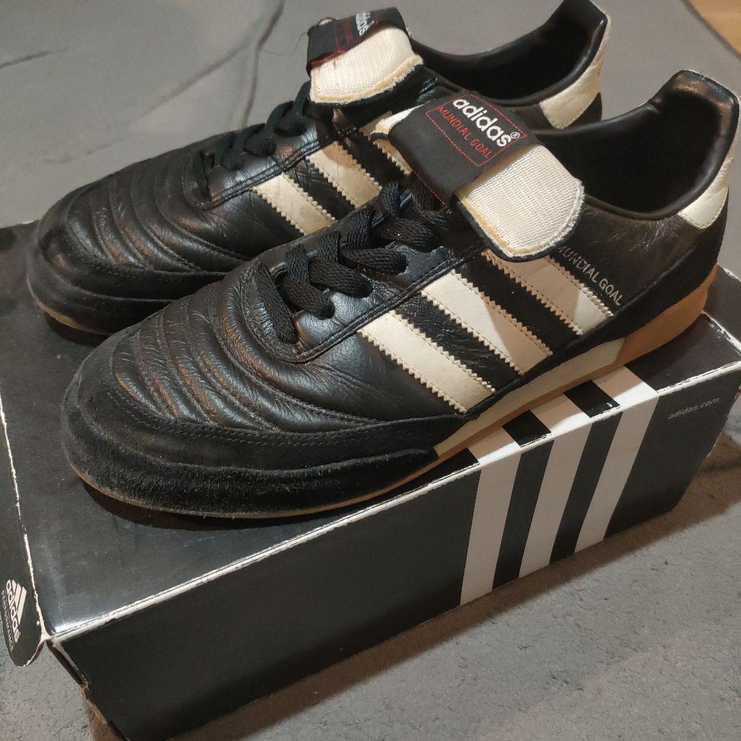 adidas サッカーシューズ 黒/白