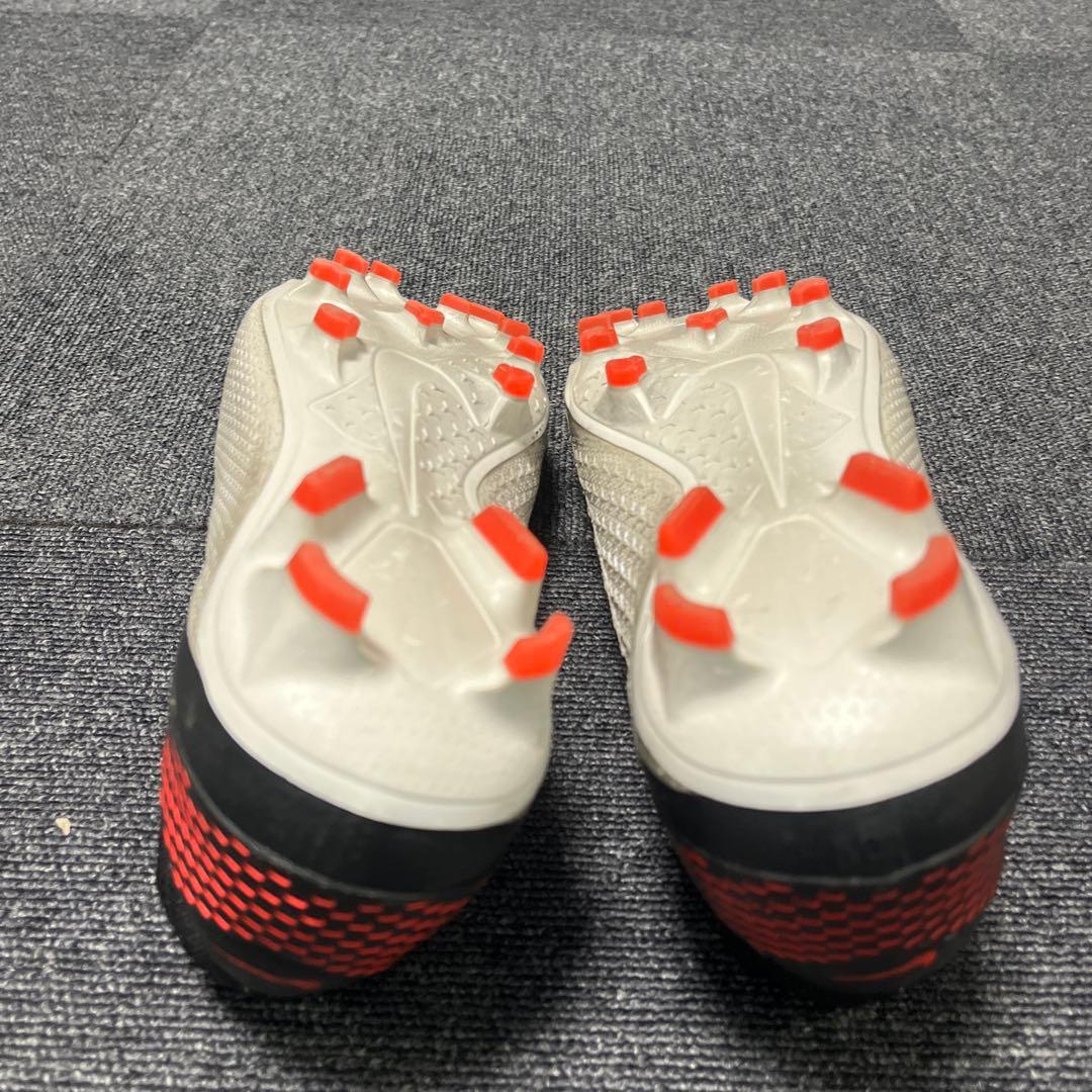 和蹴NIKEサッカースパイク・ファントムビジョン2エリートFGトップモデル