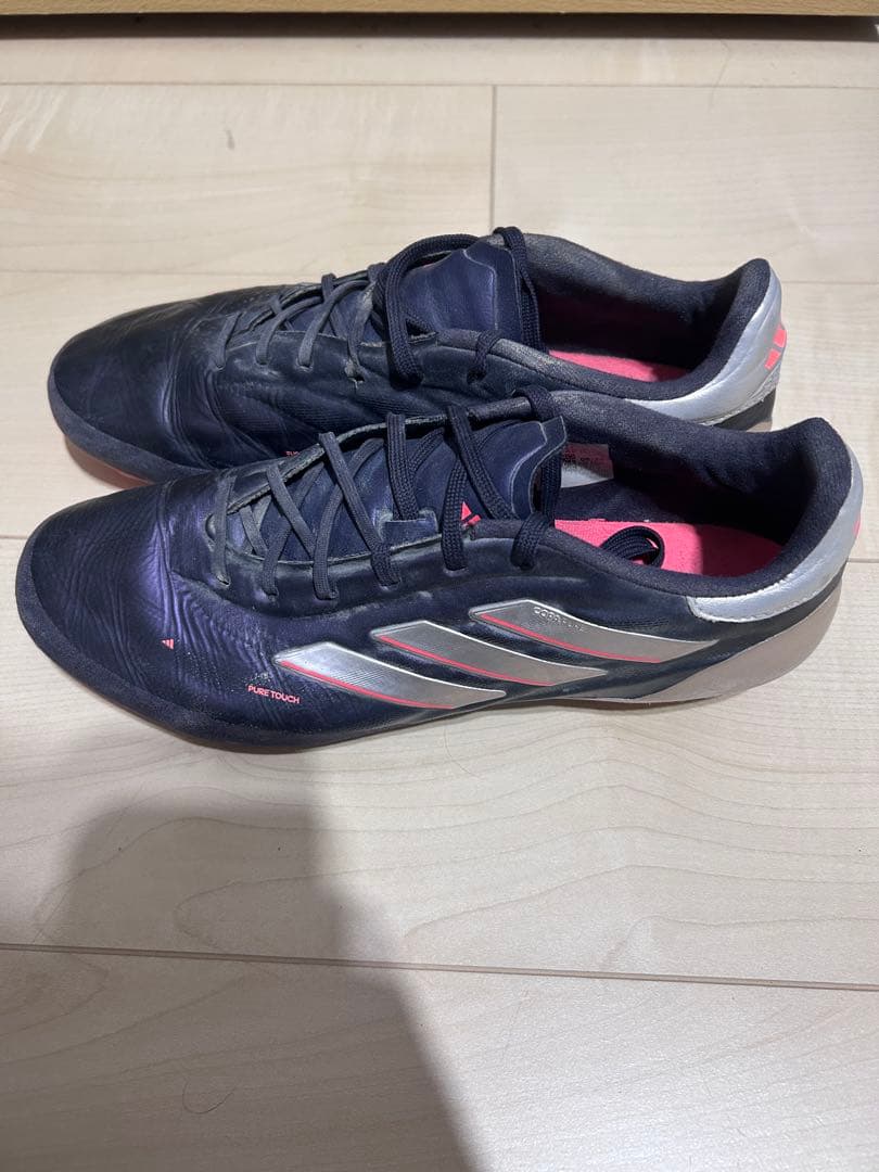 adidas サッカーシューズ ネイビー/ピンク スパイク