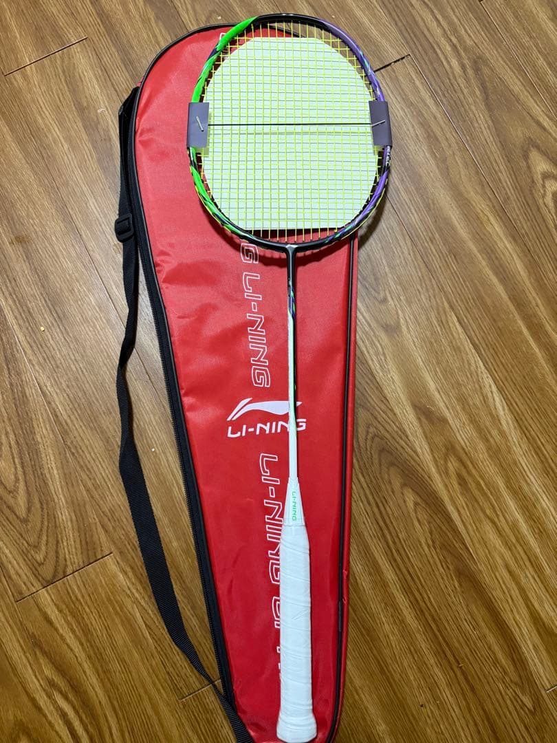 【新品・未使用Li-Ning Hec 9000 バドミントンラケット