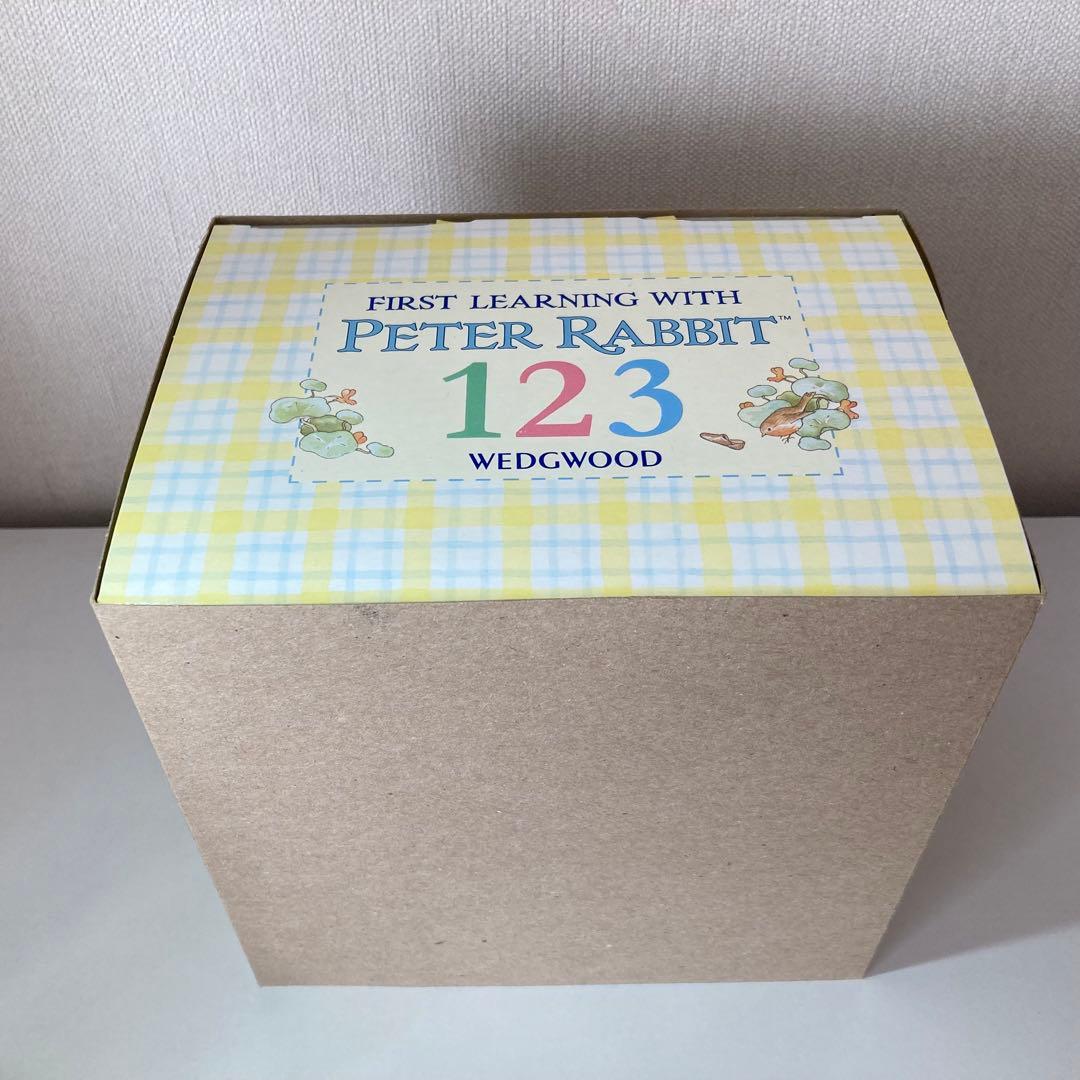 【新品未使用】ウェッジウッド ピーターラビット 123 食器セット　元箱付