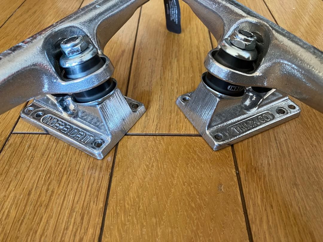 INDEPENDENT TRUCK インディペンデント トラック 215 HI