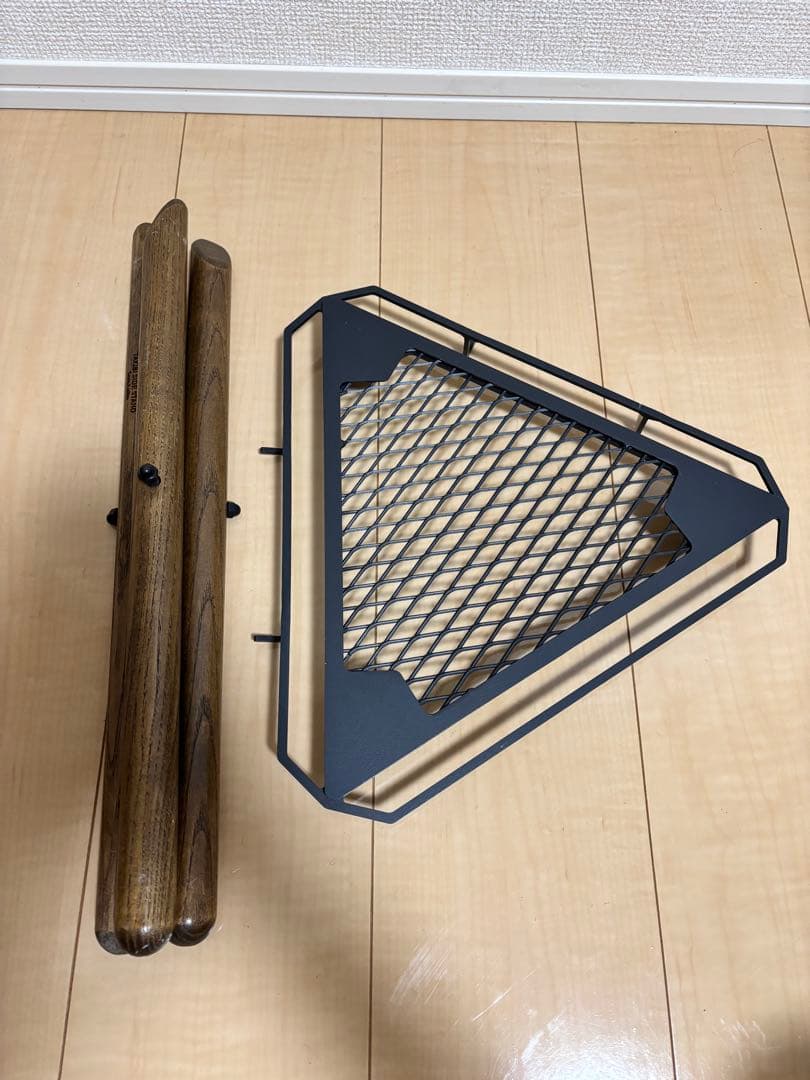 SomAbito TAKIBI SIDE STAND 三角テーブル
