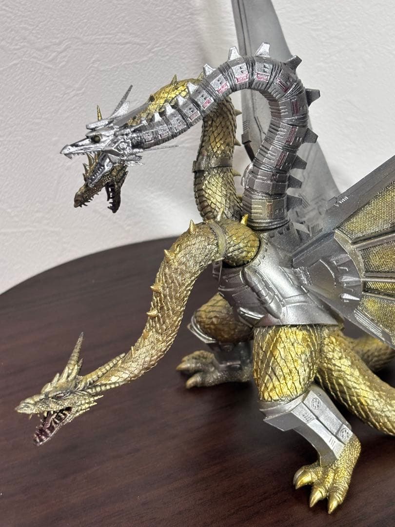 海洋堂 メカキングギドラ レジンキャストキット 完成品 ジャンク品 パーツ取り