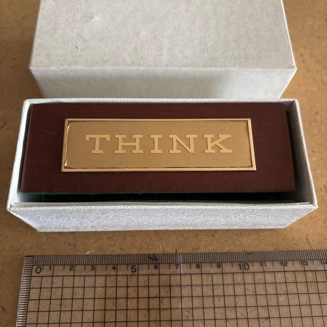 IBM THINK プレート ノベルティ 木製 文鎮