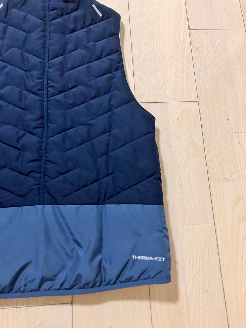 NIKE ランニングウェア ベスト 新品 メンズ アウター ナイキ L ネイビー