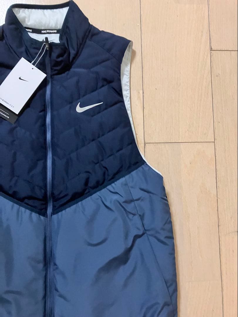 NIKE ランニングウェア ベスト 新品 メンズ アウター ナイキ L ネイビー