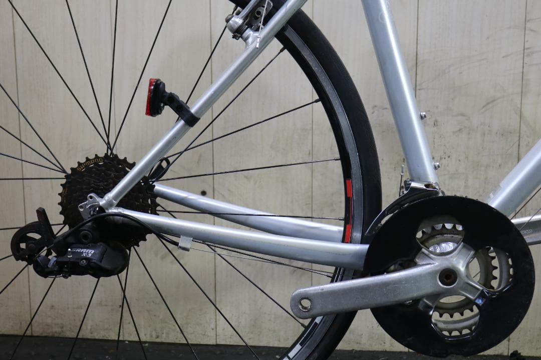 GIANT ESCAPE R3 700C アルミ 24速 465mmクロスバイク