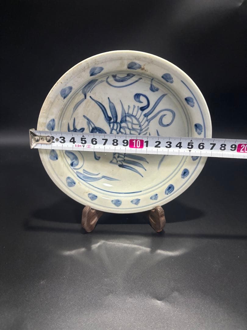 中国　　明清時代 青花 魚の絵柄の陶器皿