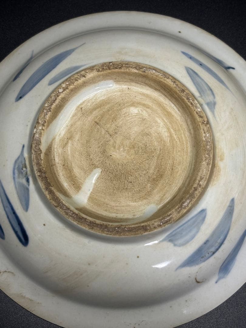 中国　　明清時代 青花 魚の絵柄の陶器皿