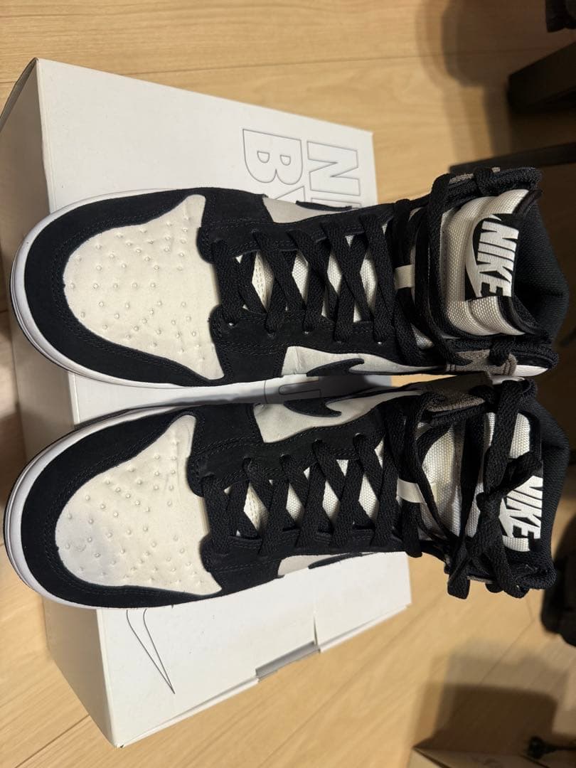 Nike Dunk High ホワイト/ブラック/グレー