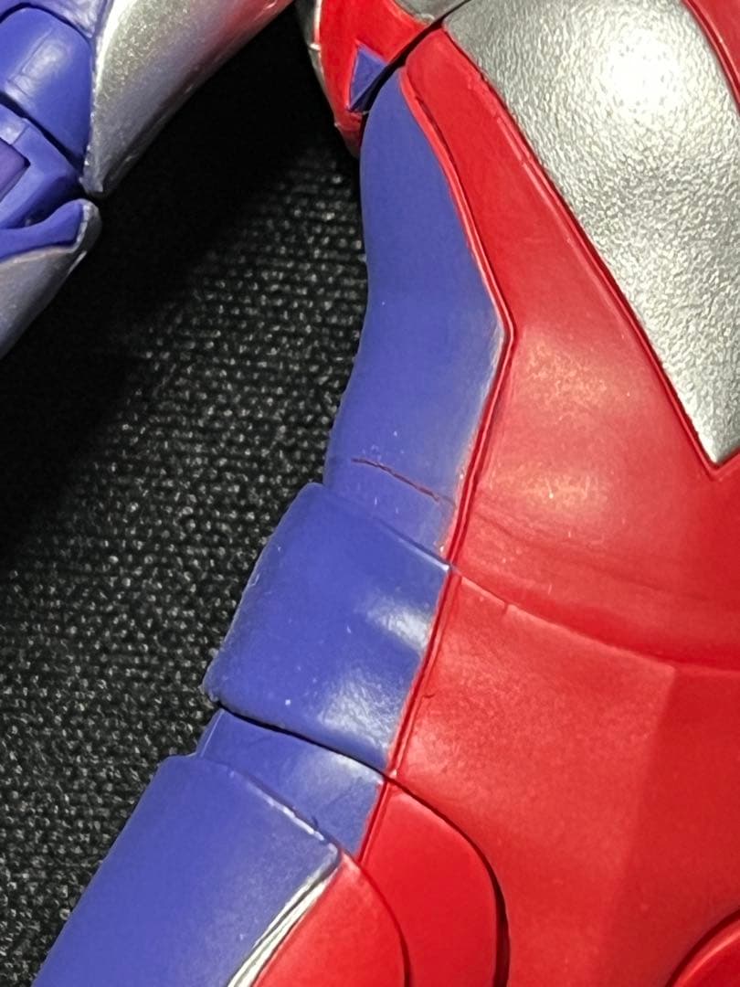 【訳あり】S.H.フィギュアーツ 真骨彫 ウルトラマンティガ