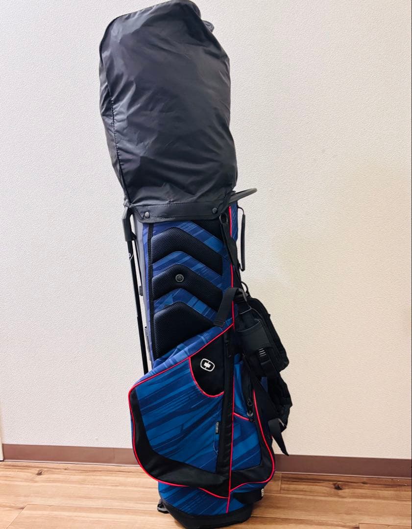 希少 OGIO オジオ OZONE スタンド キャディバッグ 軽量 9.5型