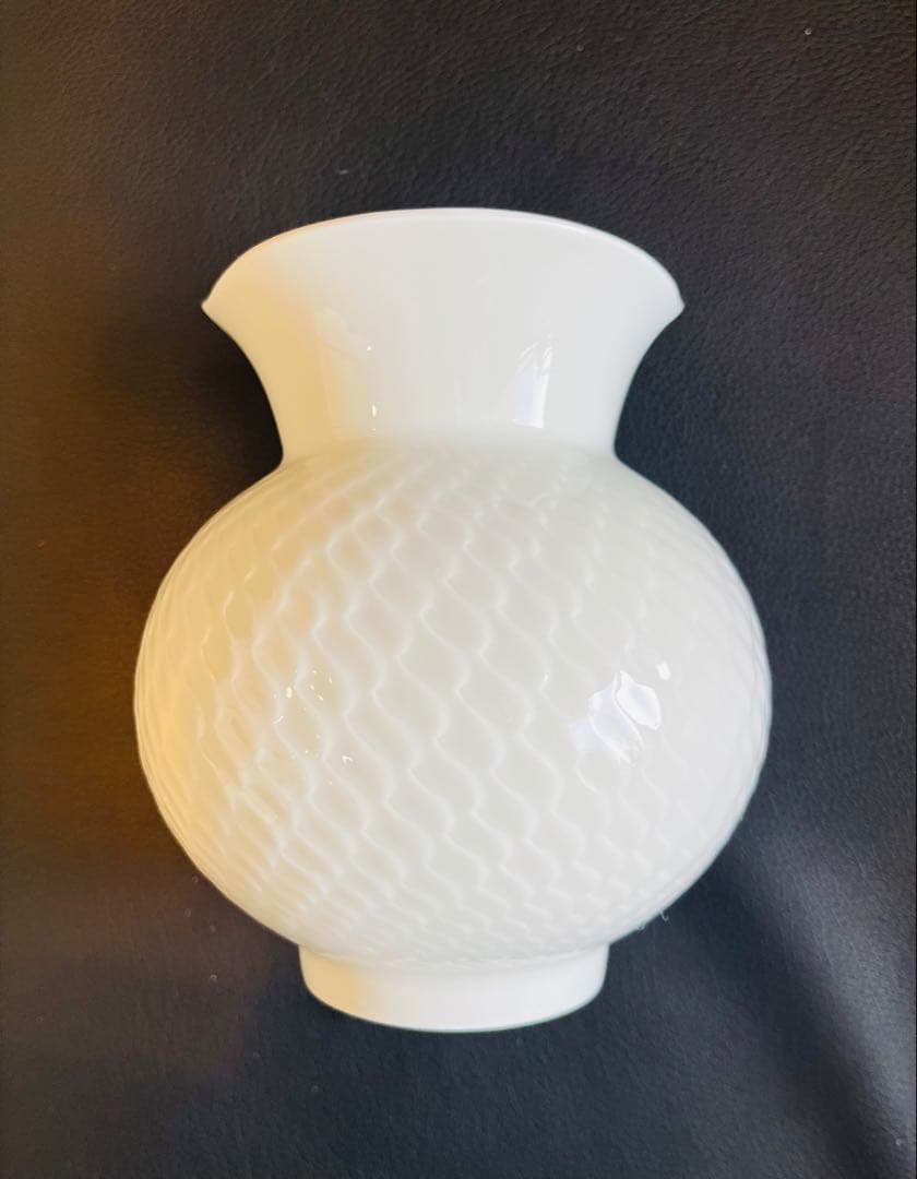 【美品】マイセン　波の戯れ　花瓶　陶器　白　MEISSEN
