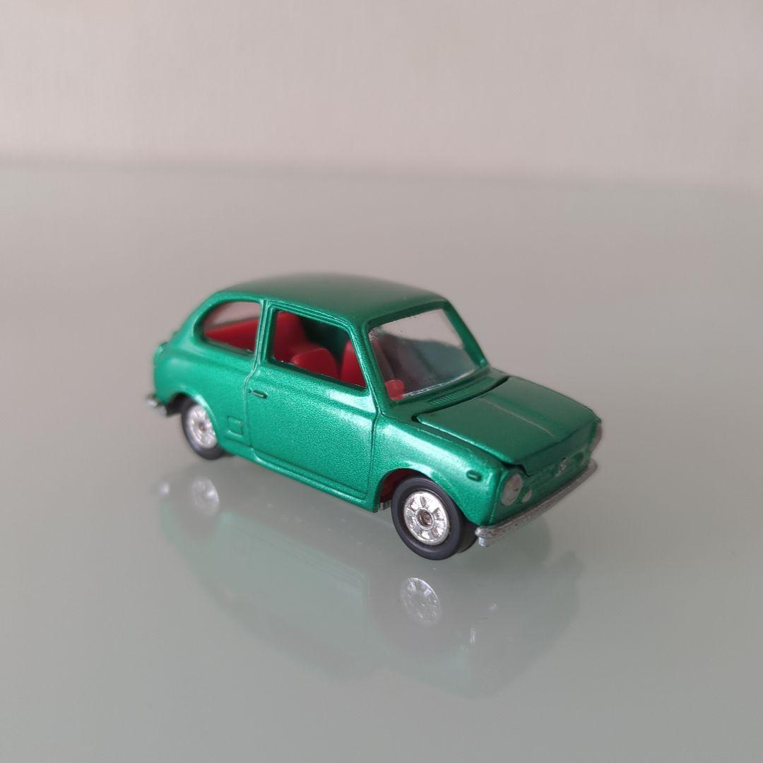 黒箱 トミカ SUBARU R2 色指定箱
