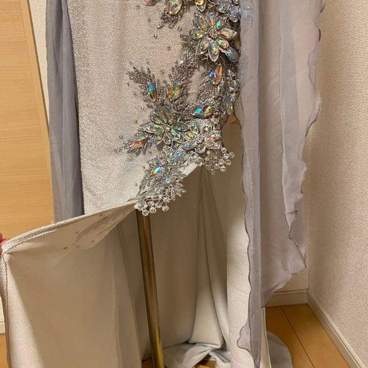 最大値引き！　ベリーダンス　シルバー　ラメ　衣装