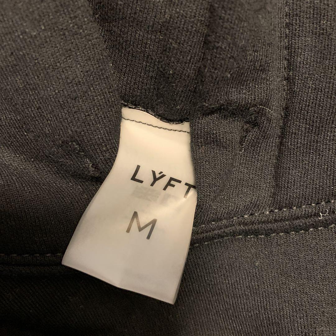 LYFT パーカー