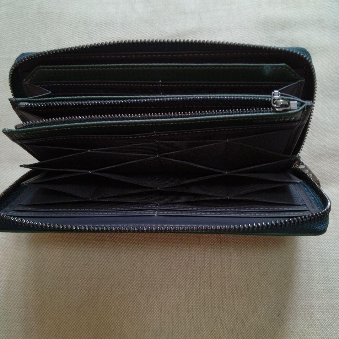 Neu interesse 長財布